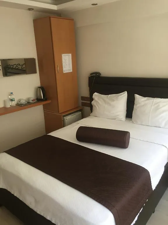 Yayla Hotel İzmir