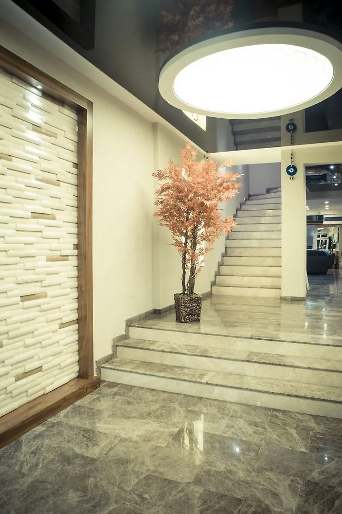 Yayla Hotel Izmir 3*,